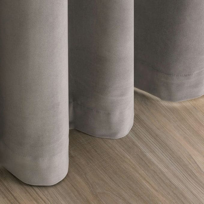 Cozy Drapes/Curtains 9862