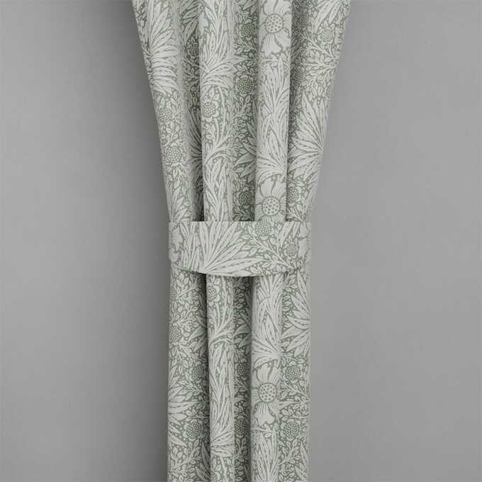 William Morris Drapes/Curtains 9750