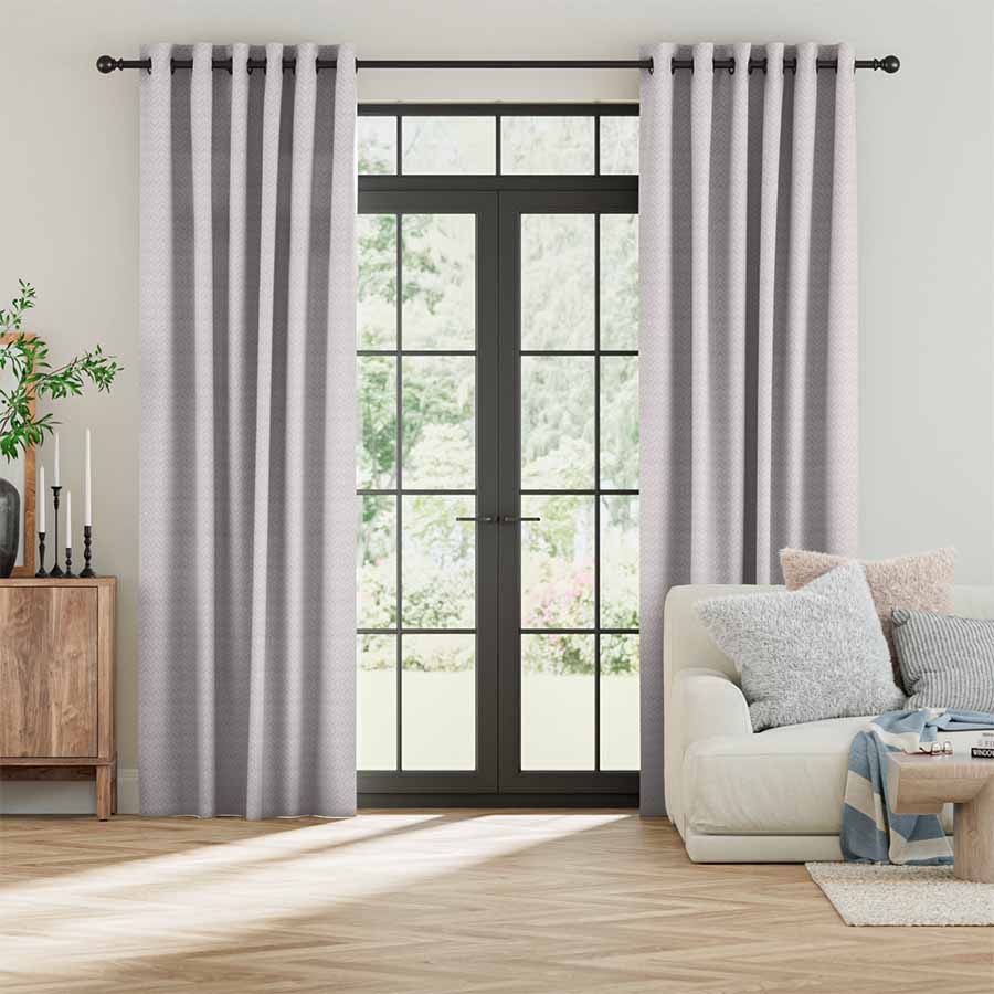 Designer Drapes/Curtains 1124