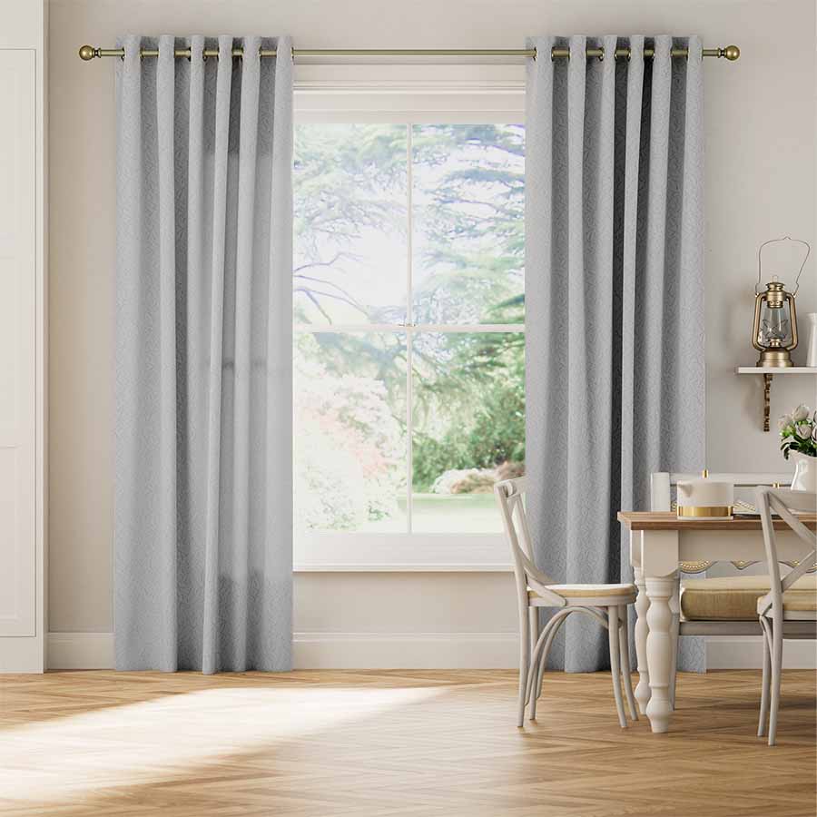 Designer Drapes/Curtains 1124
