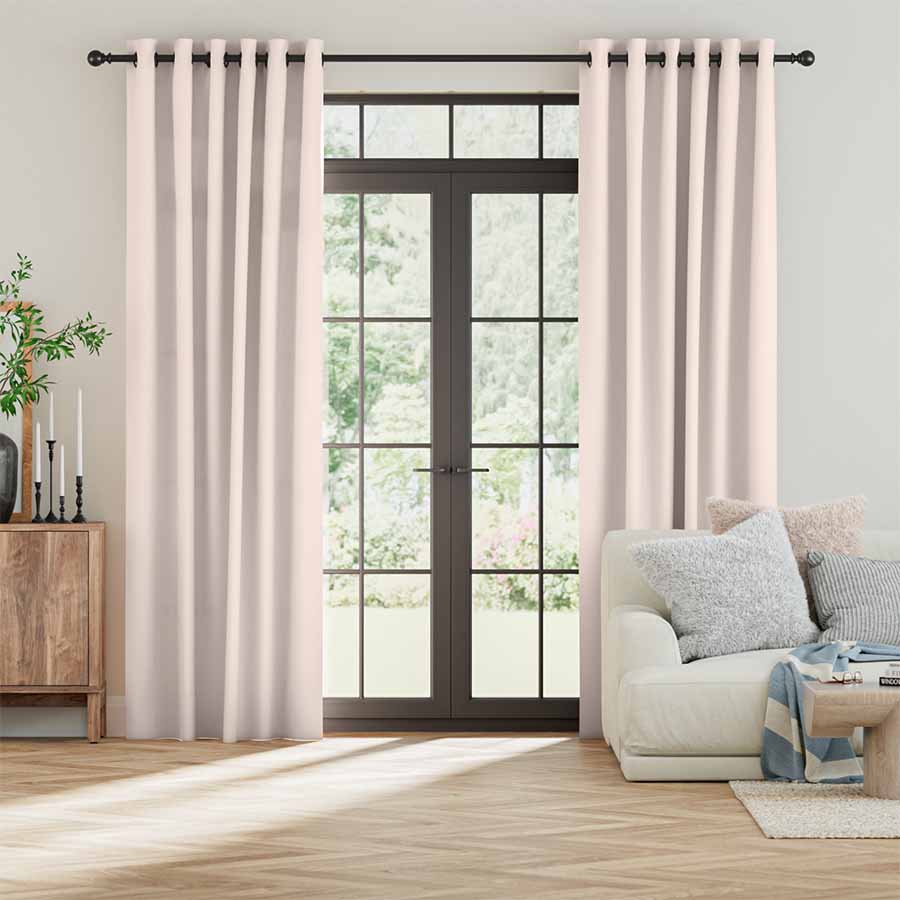 Designer Drapes/Curtains 1124
