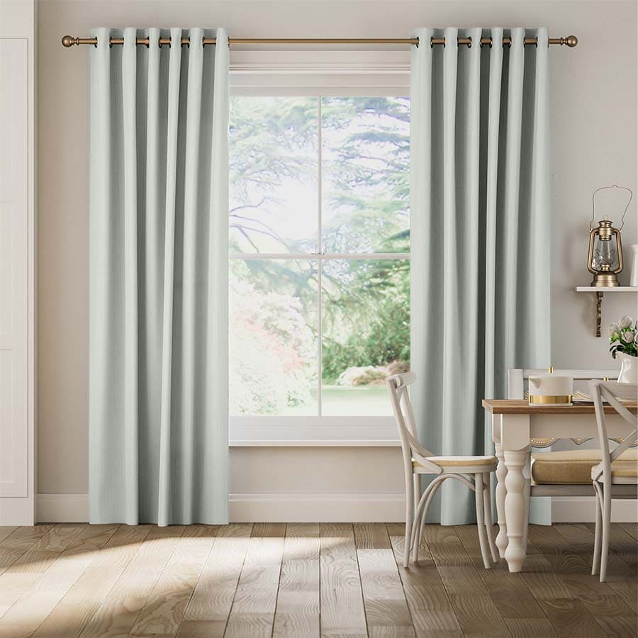 Designer Drapes/Curtains 1124