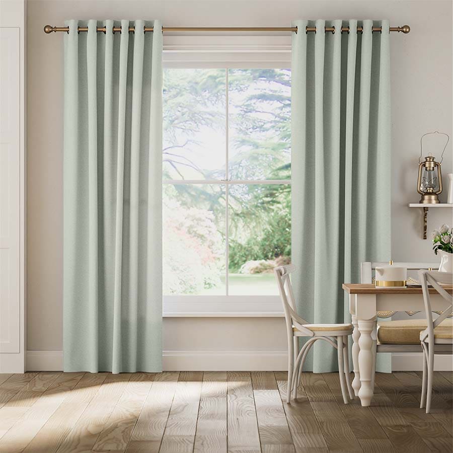Designer Drapes/Curtains 1124