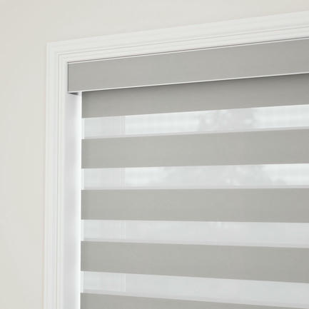 Designer Luxe Room Darkening Zebra Blinds 1730
