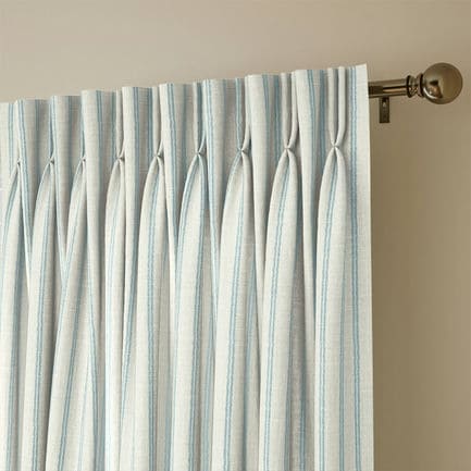 Laura Ashley Drapes/Curtains 1778