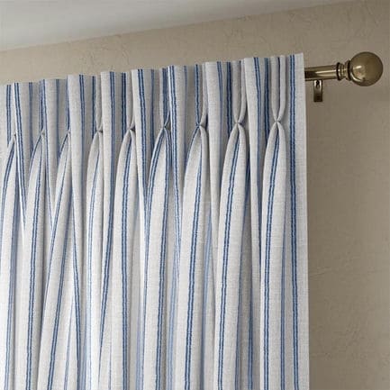 Laura Ashley Drapes/Curtains 1778