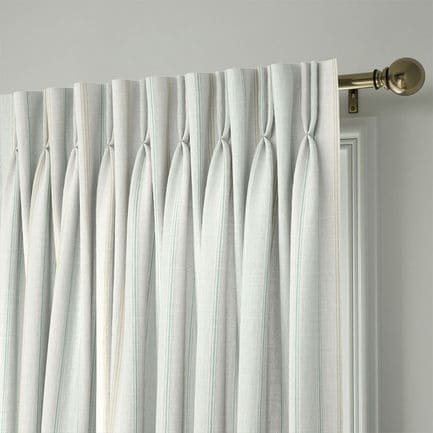 Laura Ashley Drapes/Curtains 1778