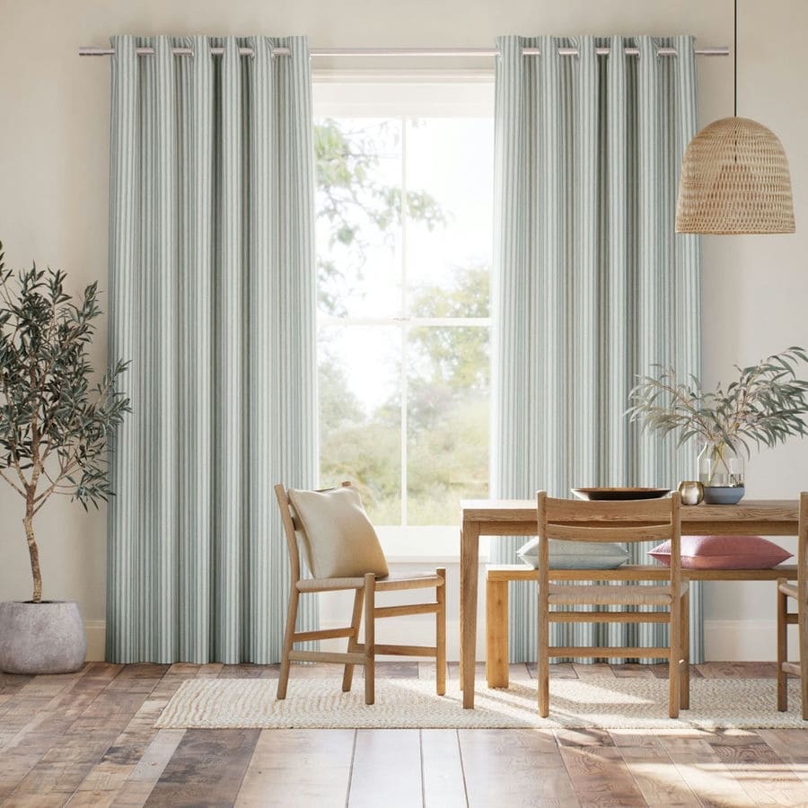 Striped Drapes/Curtains 1723